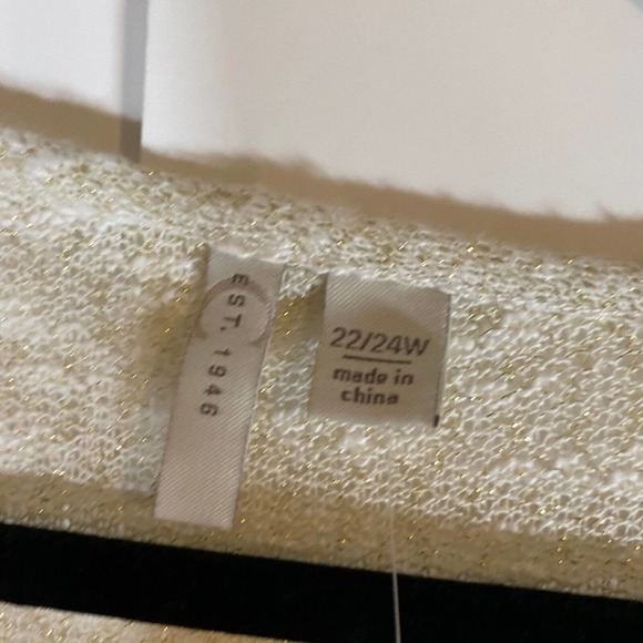 NWT Cato Sz 22/24 Plus Knit Gauzy Chevron Top Shirt Sheer Cream Metallic Gold - Picture 4 of 8